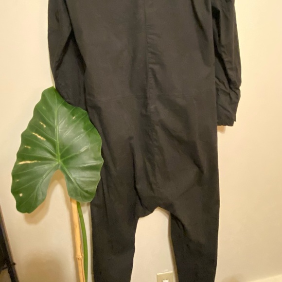 Chic long sleeve overall with angled zipper - Picture 3 of 9